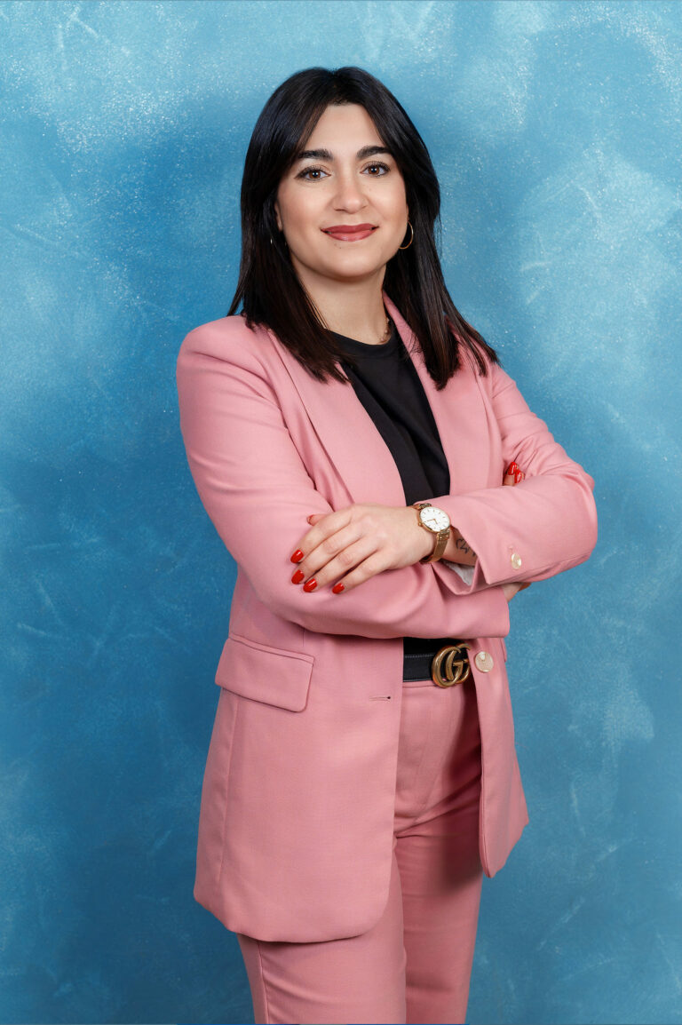 Alessia Orsino 
Si occupa della programmazione dei corsi di formazione e dell'erogazione dei relativi attestati.
