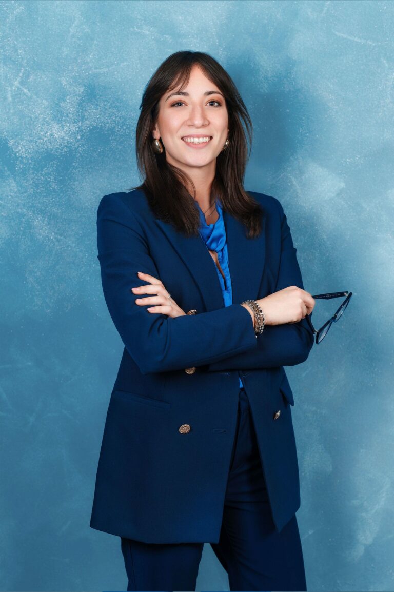 Laura Pietrosemoli 
Responsabile certificazioni che coordina i progetti legati alle certificazioni ISO ed ESG e segue la formazione in ambito sicurezza alimentare e Sicurezza sul lavoro.